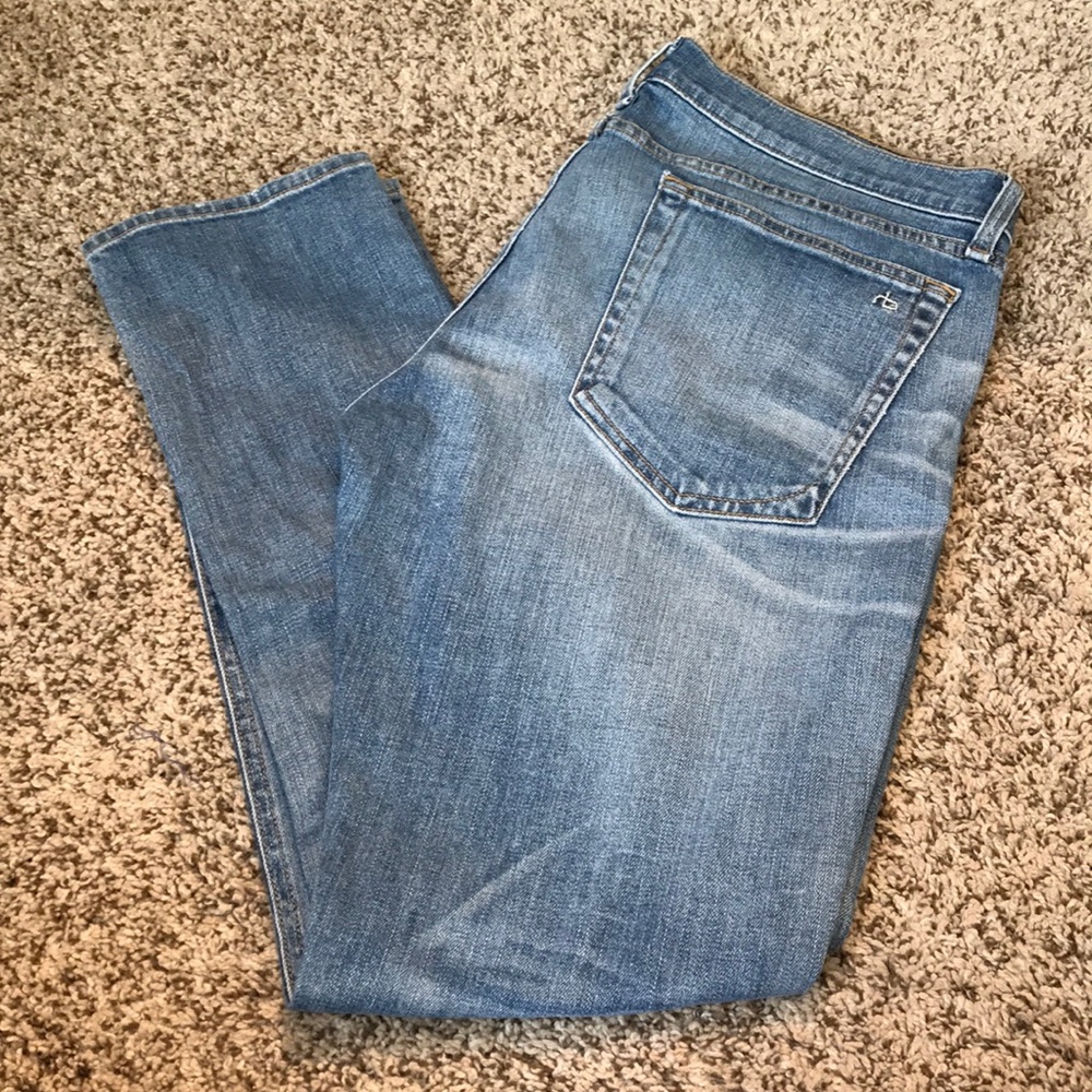 Tomboy fit skinny jeans